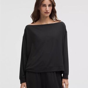 BeCalm Oversized Boatneck Long-Sleeve Shirt Medium